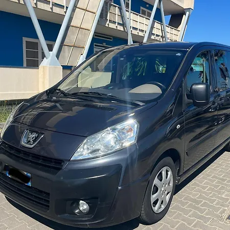 Corte Siciliana Casa vacanze Aeroporto di Catania Fontana Rossa